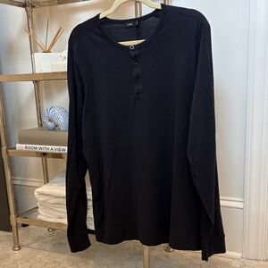 Vince Men's Navy Long Sleeve Henley